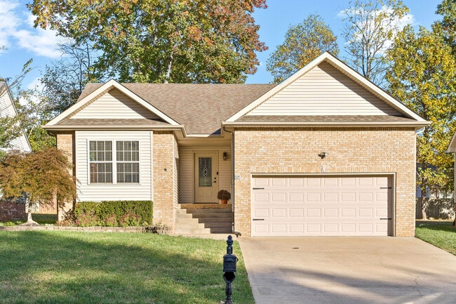 Photo - 525 Parkvue Village Way