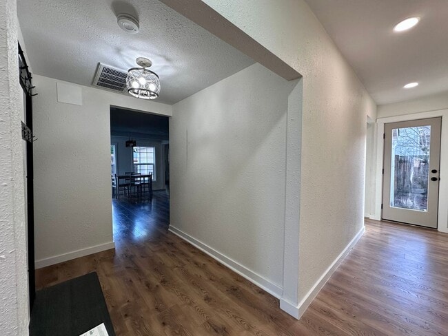 Photo - Beautifully Single-Level Home in Cooper Mountain–Aloha South