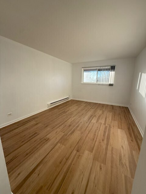 Photo - 1500 Busse Rd