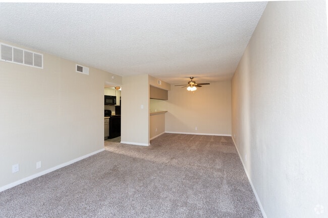 2BR 1BA - 850 SF