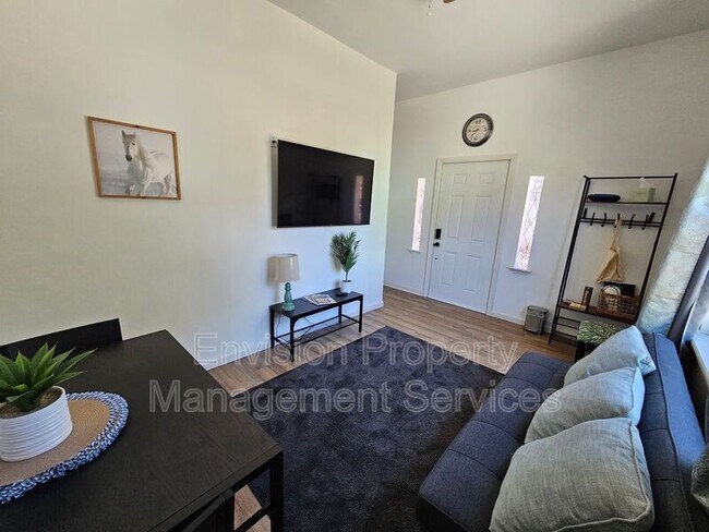 Photo - 1408 2nd Ave