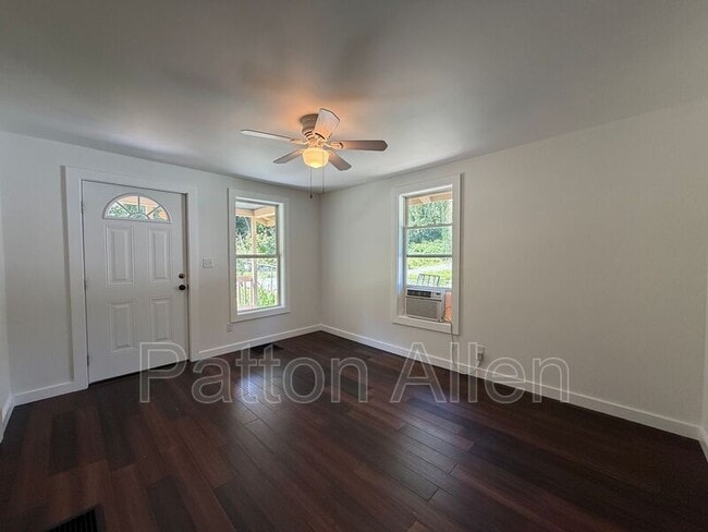 Photo - 152 Ardmore St