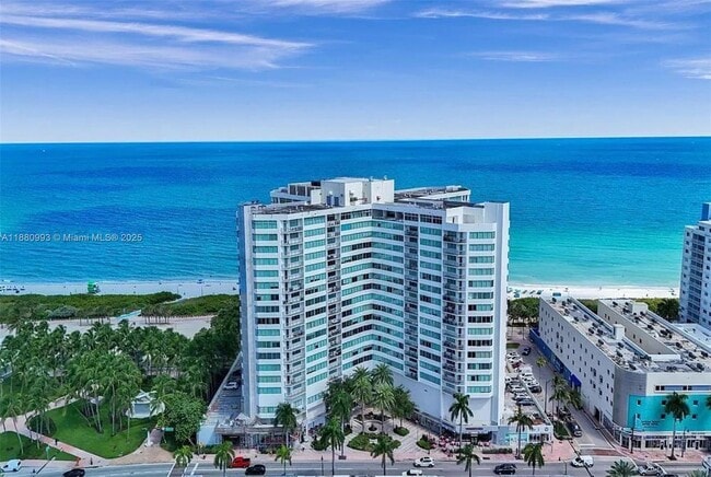 Building Photo - 7135 Collins Ave Unit 1421