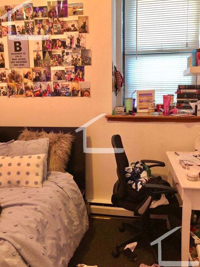 Photo - No Brokers Fee, Large 3 Bedroom in South End, Eat-in Kitchen, Dishwasher, Laundry on a Site