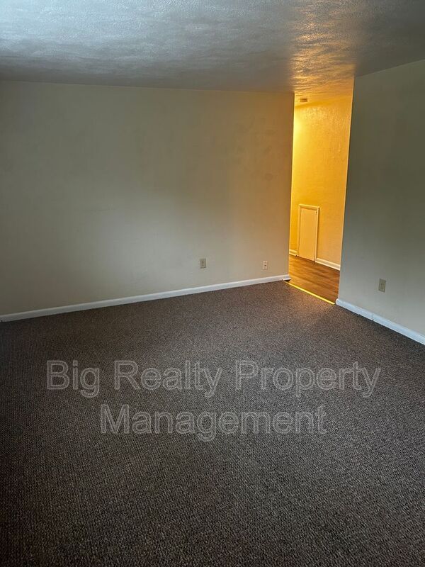 Photo - 120 N Penn St Unidad A-7