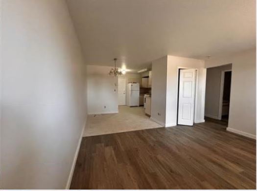 Photo - Close to Olds College- 2 Bedroom Unit Unité 103