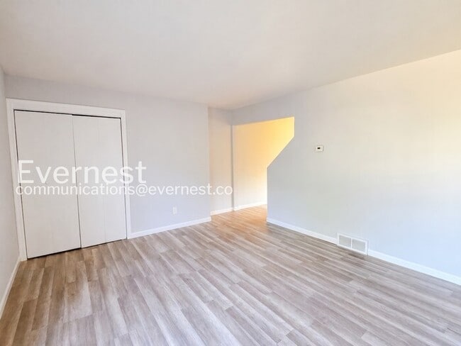 Photo - 15378 Meyers Rd