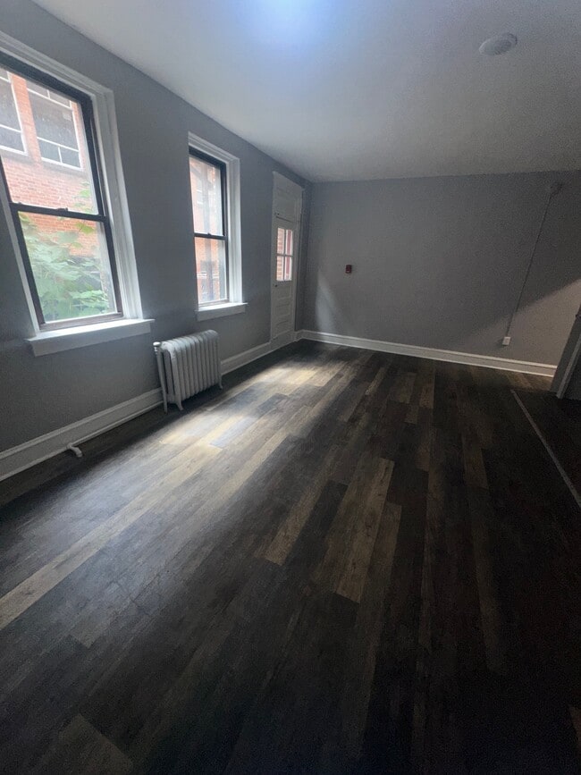 Photo - Minerva Court