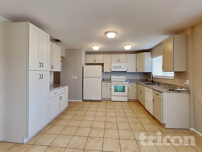 Photo - 7520 Darlene St