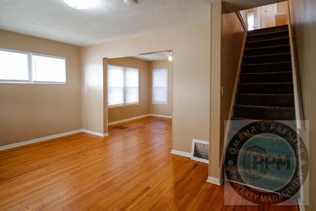 2114 L St Unit 2116