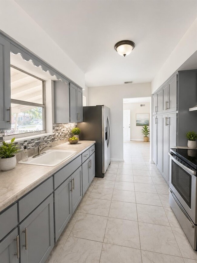 Photo - 17830 NW 14th Pl