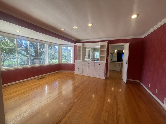 Photo - 22505 Rolling Hills Rd
