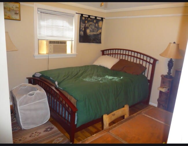 Photo - 823 Greenwood Ave NE