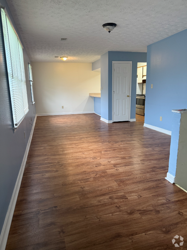 Building Photo - 116 Wichita Dr Unit B Rental