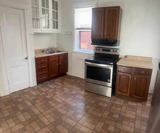 Photo - 5847 Goener Ave Unit 2F (A- U/S)