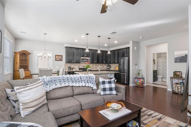 Photo - Like new gorgeous ground level Condo with Detached Garage and open floor plan.