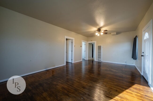 Photo - Fresno Westside Farm Home, 3BR/1BA, Built 1925 – Modern Updates!