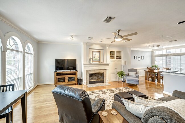 Photo - 1933 Haddon St