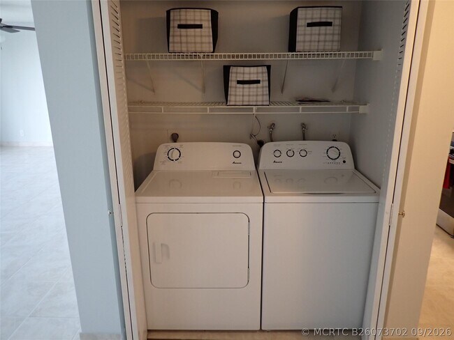 Photo - 106 Lake Emerald Dr Unit 401