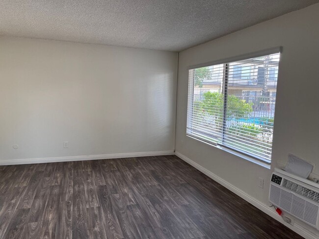 Photo - Oak Valley Apartments