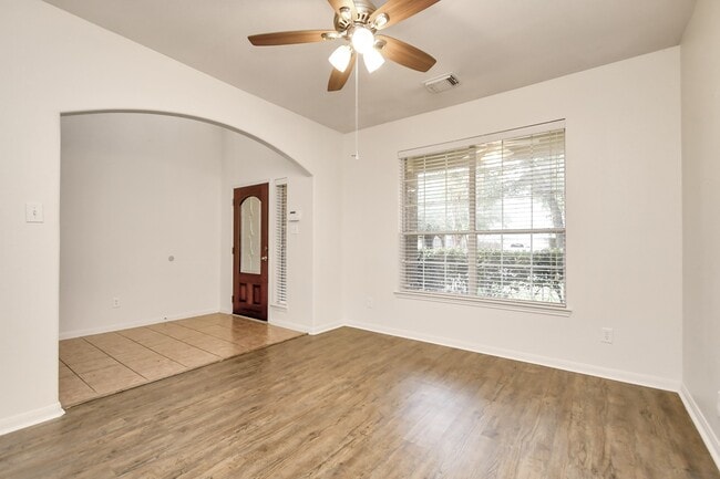 Photo - 2143 Westover Park Cir