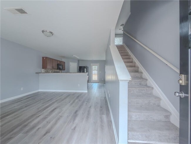 Photo - 340 Arthurs Ln