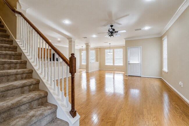 Photo - 5339 Brookway Dr