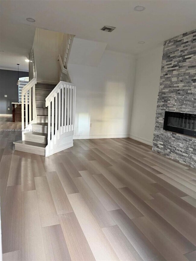 Photo - 965 SW 153rd Path