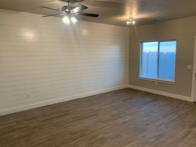 Photo - Price reduced! Beautiful Town home in Cedar City