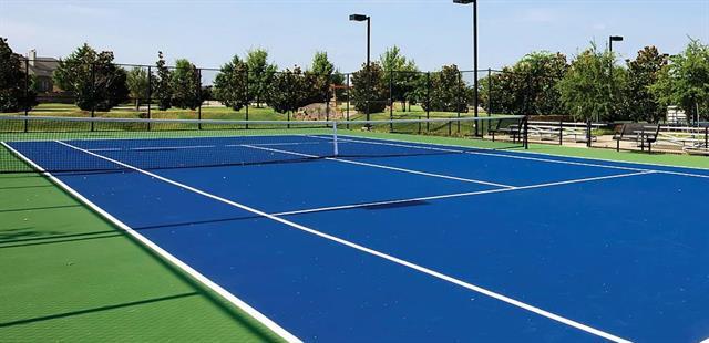 Photo - 760 Bradford St