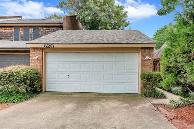 Photo - 620 Carriage Way Townhome