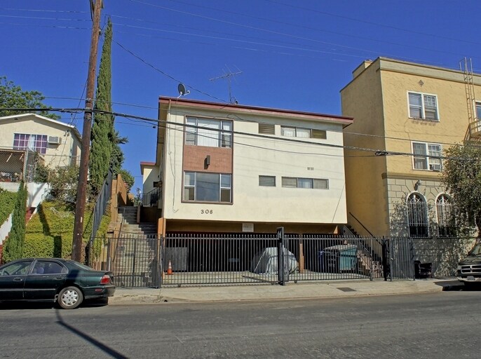 Photo - 306 N Bonnie Brae St