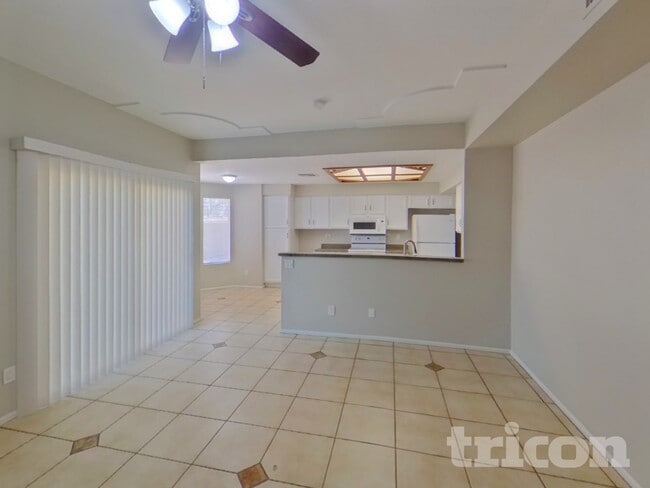 Photo - 5214 E Fountain St