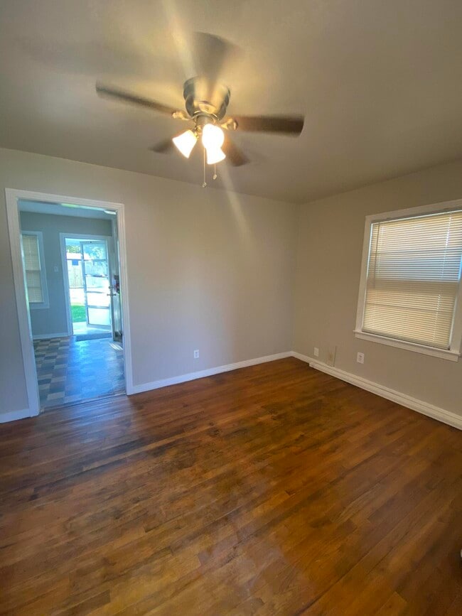 Photo - 4603 45th St