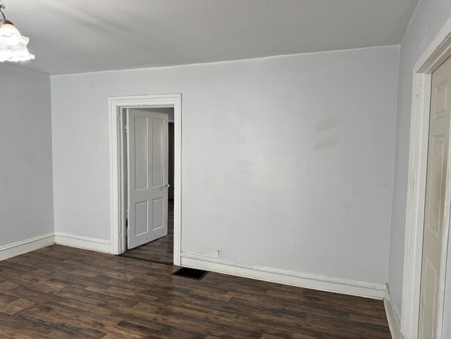 Photo - 1709 Francis St