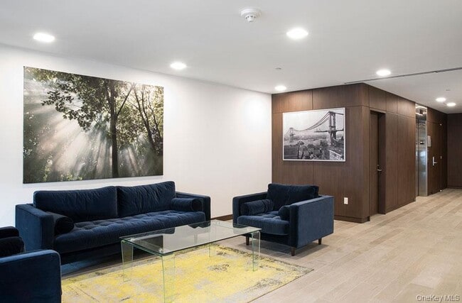 Photo - 21 Lumber Rd Unit 3B