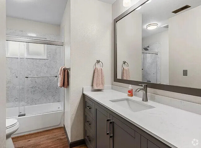 Building Photo - 258 Williams Blvd Rental