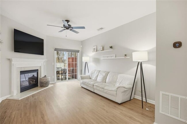 Photo - 1428 Dolcetto Trce