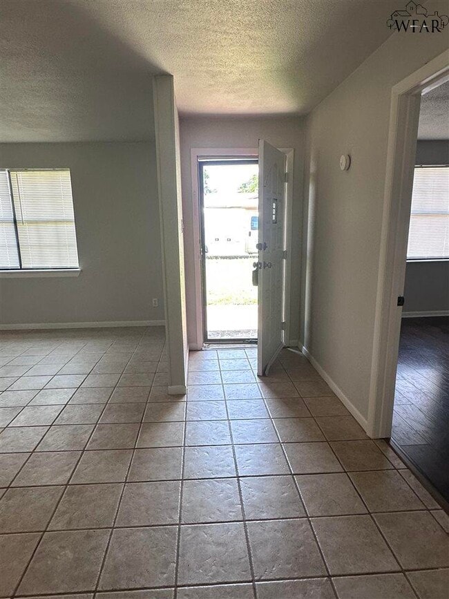 Photo - 4638 Cascades Dr