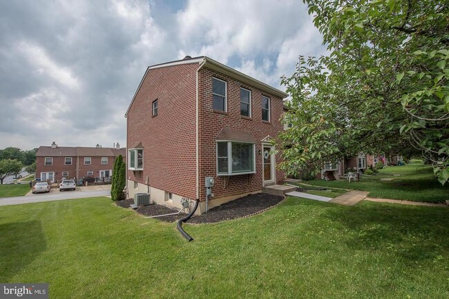 Photo - 1229 Morstein Rd Townhome