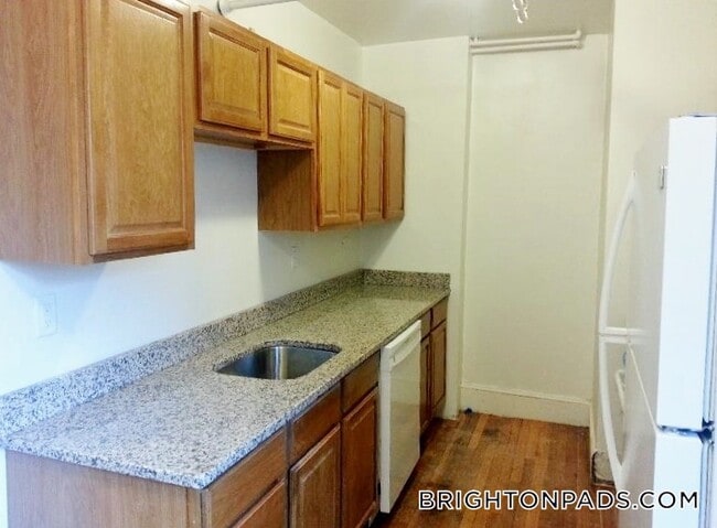 Photo - 1615 Commonwealth Ave Unidad 14