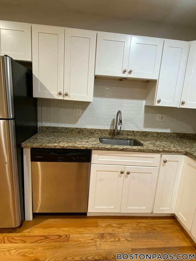 Photo - 33 Rockland St Unidad 1