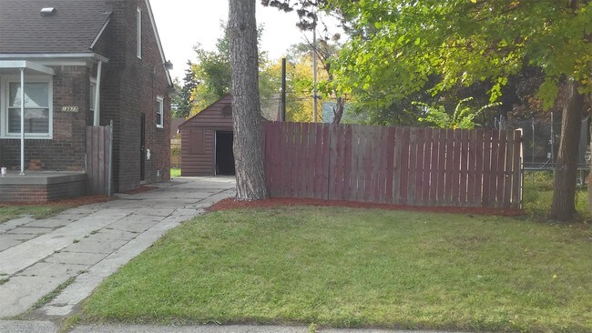 19977 Snowden St