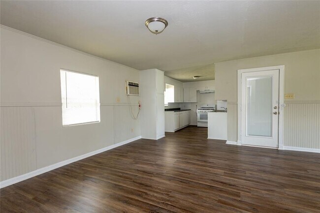 Photo - 1910 Pierce St