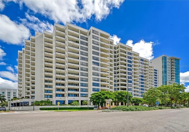 Photo - 1255 N Gulfstream Ave Unidad 702