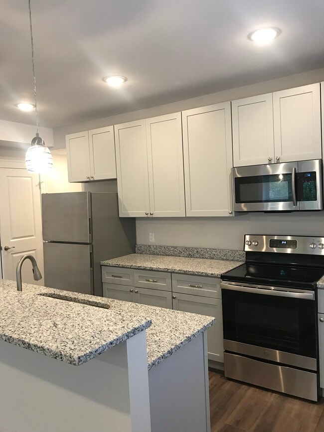 Photo - 5890 Cates Ave