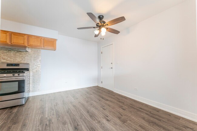 Photo - 1003 Argyle St Unit 5A