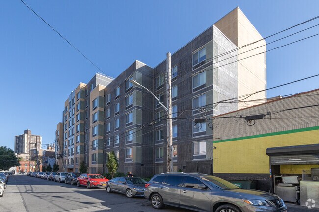 Photo - Williamsbridge Gardens Apartments