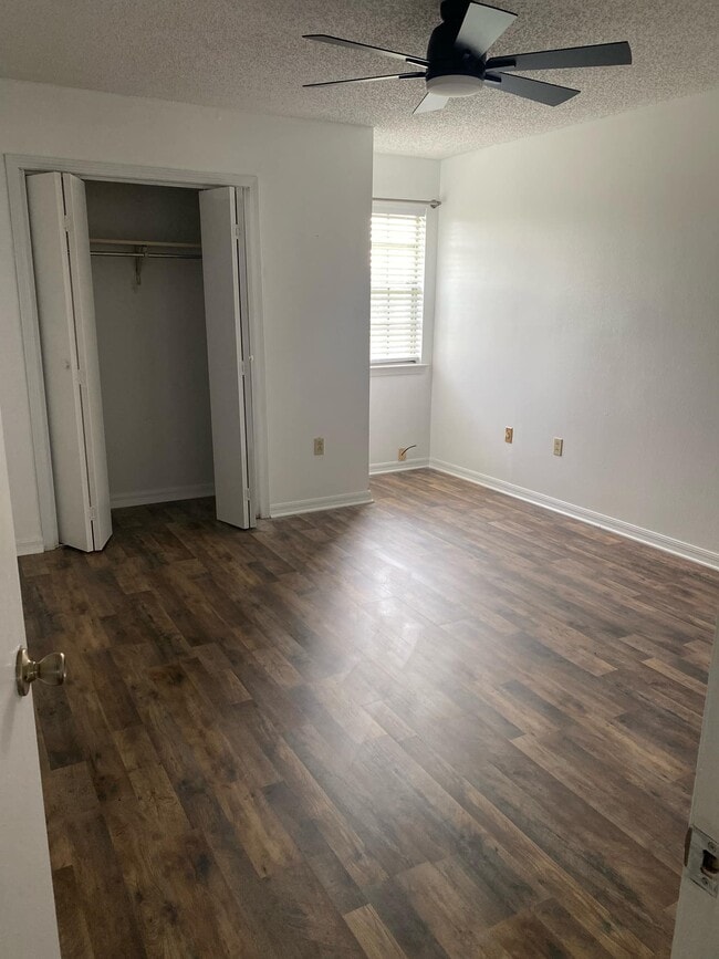 Photo - 1413 Central Ave