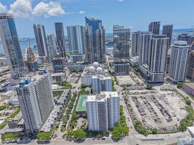 Building Photo - 850 N Miami Ave Unit W-1003 Rental